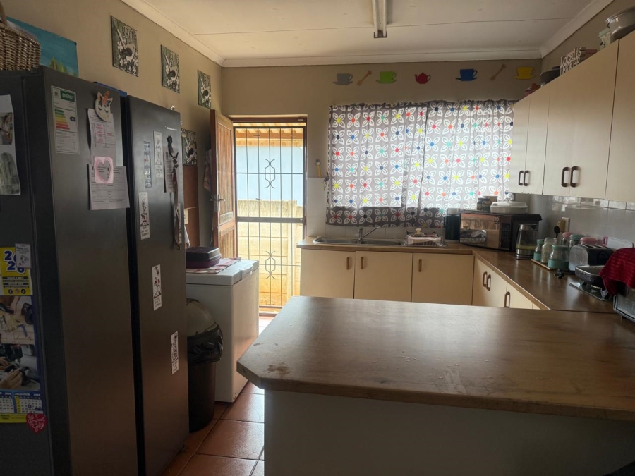  Bedroom Property for Sale in Azalea Park Eastern Cape